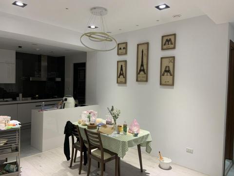 祐丞油漆工程行 - 還煩惱廚房怎麼配置嗎?其實越簡單越好也符合客戶需求,客戶非常滿意,簡單的裝潢油漆、歡迎洽詢google或臉書:祐丞油漆工程行 祐丞油漆工程行 - 還煩惱廚房怎麼配置嗎?其實越簡單越好也符合客戶需求,客戶非常滿意,簡單的裝潢油漆、歡迎洽詢google或臉書:祐丞油漆工程行