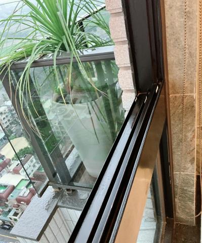 潔優居家清潔🧹小羽 - 圖1窗溝已清潔完成