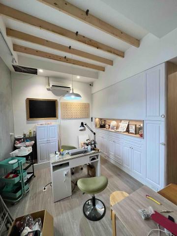 京馬工程 - 木做桶身，圓角收邊
藝術門片，SPC地板
沒錯，全部～啊明自己完工