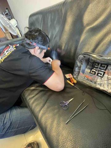 賴柏駒專業到府維修(皮革更換)(沙發凹陷) - 專業皮膚修復