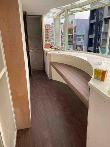 莨豑室內工程行 - 陽台,空間利用
增加書桌、包天花板、包牆面
木地板 莨豑室內工程行 - 陽台,空間利用
增加書桌、包天花板、包牆面
木地板