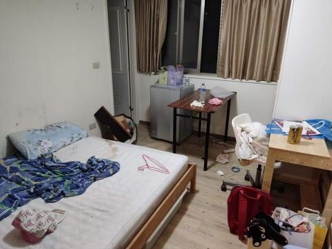 (打掃+油漆)一次完成<可牆壁除黴> - 案例3整理前