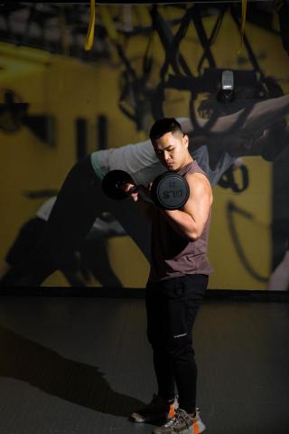 私人健身教練 - 想要麒麟臂來找我 私人健身教練 - 想要麒麟臂來找我