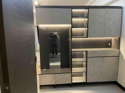 職人傢俱組裝 - 5/21淡水施工的帶燈鞋櫃