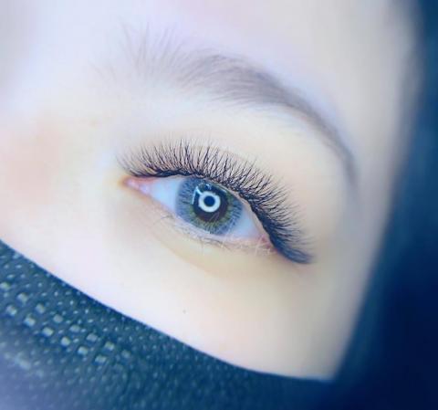 遇見Mi 美學館 - 蓬鬆天使 濃密款
。開花專業技術、接完眼線感很美
。持久度200分
。保護真睫毛接嫁手法
。不辣眼、不勳、不流淚 遇見Mi 美學館 - 蓬鬆天使 濃密款
。開花專業技術、接完眼線感很美
。持久度200分
。保護真睫毛接嫁手法
。不辣眼、不勳、不流淚