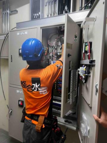 雄-整合水電工程 - 電盤接線