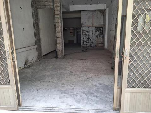 立威工程行 - 裝潢及夾層鋼構拆除，泥作拉皮