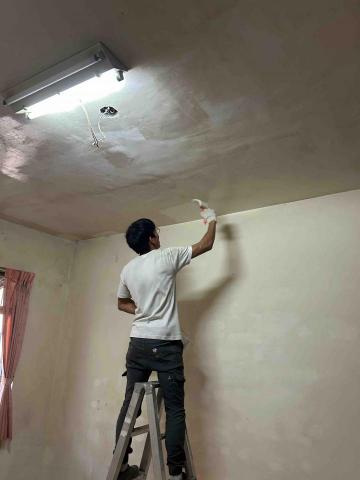 九揚工程行 - 天花板壁癌、油漆及批土施作