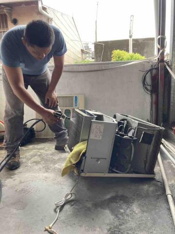 琢學工程有限公司 -  拆機全方面清潔保養