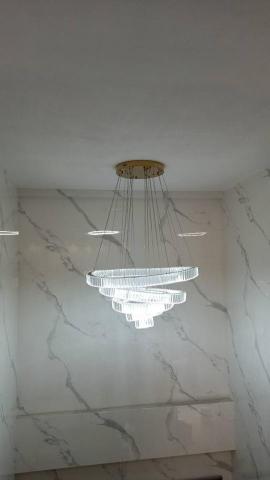 Mike Huang - 美術吊燈安裝