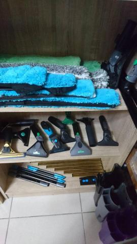 王先生 - 窗戶清潔工具