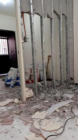 岦群企業社 - 隔牆拆除