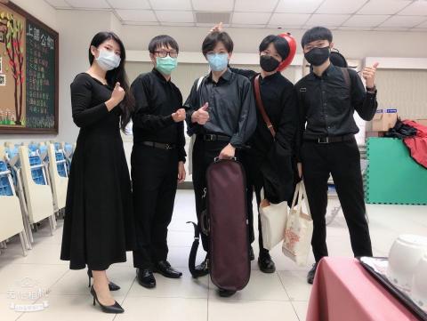 Ryan🎵線上教學/檢定/比賽/升學/興趣培養🎹🎻 - 法院演出