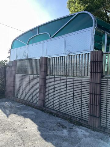 汎誠溢科技工程有限公司 - 業主希望自家有點隱私性
在圍牆部分增加蝕花板與造型圓管