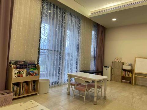 李文心 - 教室內部