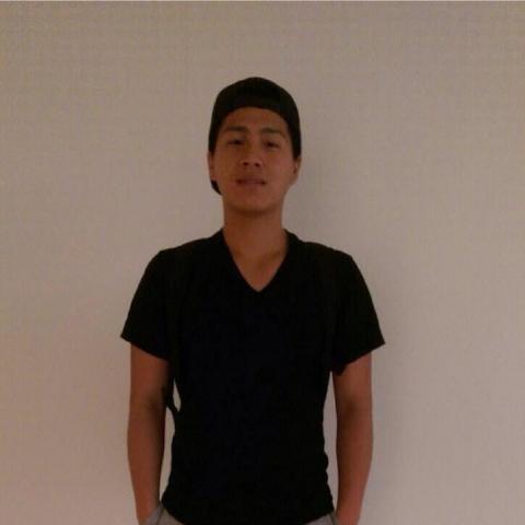 提供時薪2021服務的專家陳顥