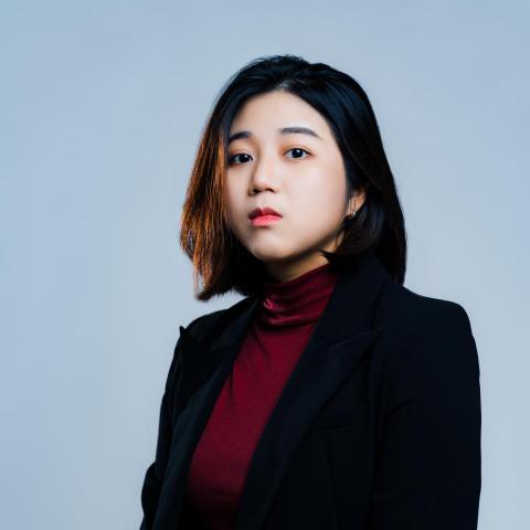 提供2021戲劇服務的專家雁霓