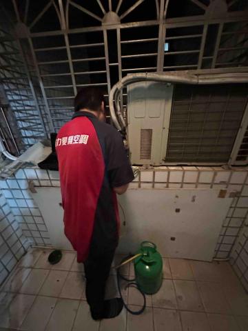 張富耕 -  R22冷媒