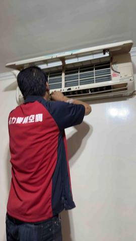 張富耕 -  冷氣清洗
