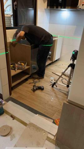 偉倫 - 3.系統櫃在安裝