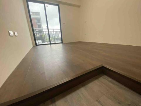 懋達工程行 - 塑木地板