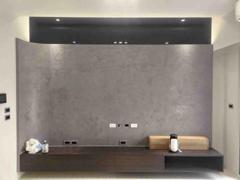 築家室內裝潢工程 - 彰化員林宅 四季灣  住宅   木作電視牆 
  搭配 左側半圓造型   
          底材 特殊漆  
         木紋懸空收納櫃 
         上方 玻璃元素 搭配 燈條 築家室內裝潢工程 - 彰化員林宅 四季灣  住宅   木作電視牆 
  搭配 左側半圓造型   
          底材 特殊漆  
         木紋懸空收納櫃 
         上方 玻璃元素 搭配 燈條