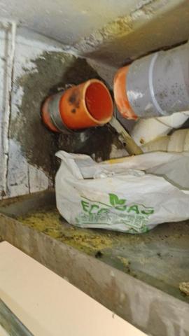 豪威工程團隊 - 老舊公寓鑄鐵管鏽蝕 更換PVC厚管作業