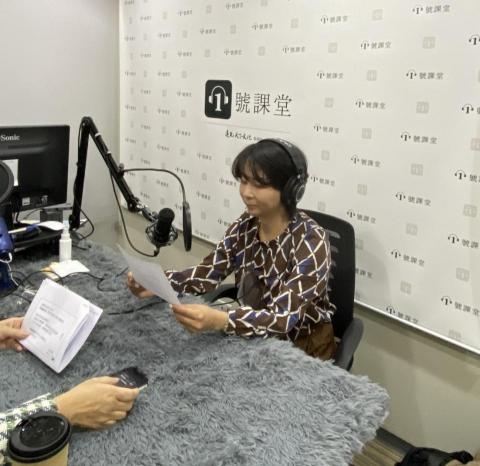 Olivia  Lee - 配音現場