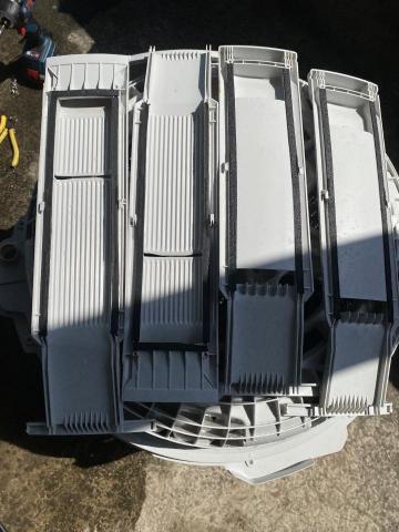 丫崴清潔工作室 - 洗衣機清洗後