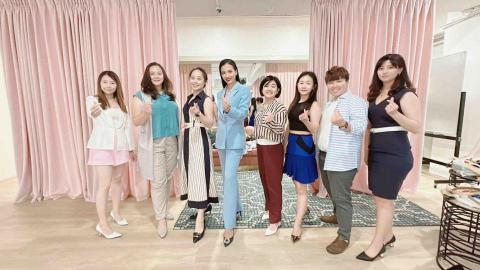 光希形象管理學院 - 亞恩老師協助女力學院-大三學員「穿搭工作坊」，讓學員突破盲點。