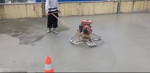 永群工程行 - 整體粉光拍漿