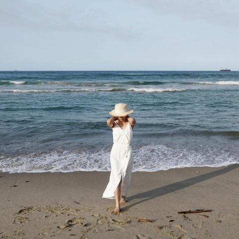 LONG SHOT 影像工作室 - 服裝產品拍攝、人像拍攝、人像精修。 LONG SHOT 影像工作室 - 服裝產品拍攝、人像拍攝、人像精修。