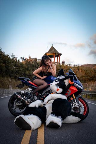 翔宇攝影商行 - 車拍人像攝影 翔宇攝影商行 - 車拍人像攝影