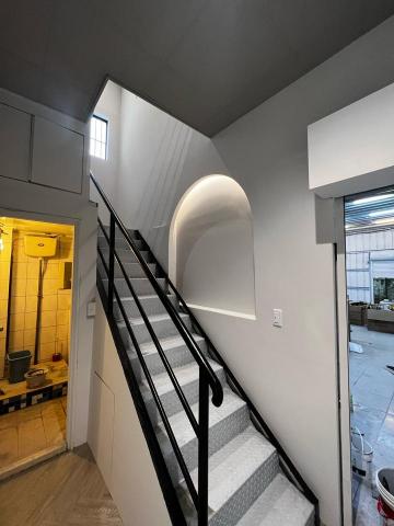 繪虹油漆工程 - 牆面造型補土 樓梯地坪漆 欄杆刷色