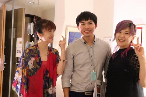 日文隨行商業口譯 日語教學老師 - 福島畫廊日語口譯 日文隨行商業口譯 日語教學老師 - 福島畫廊日語口譯