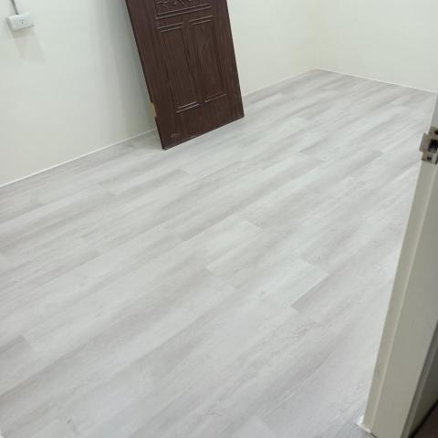 沛城室內設計工程行 - 淡水 SPC 6.5M卡扣式地板 完工