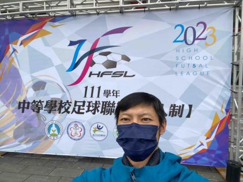 arthur Yang - 小女今年參加中學女子五人制時拍的