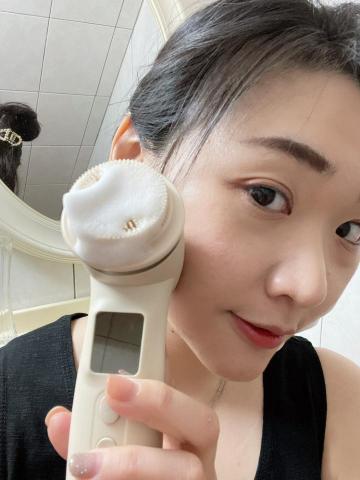 崔普小哀 - VADIKOR 洗臉機