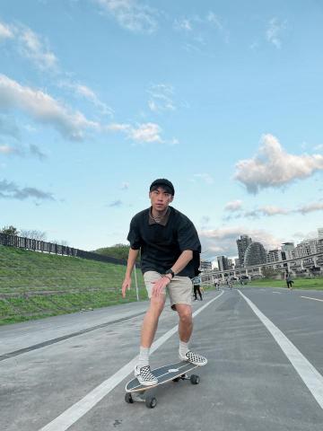 LANG 浪浪衝浪教室 - 衝浪滑板、滑板教學內容 - 基本滑行、上板。