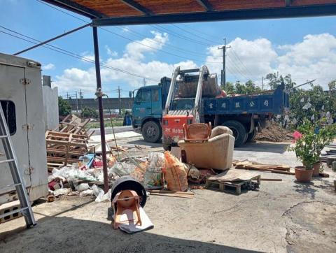 鴻升工程 - 阿蓮區農舍拆除清運 鴻升工程 - 阿蓮區農舍拆除清運