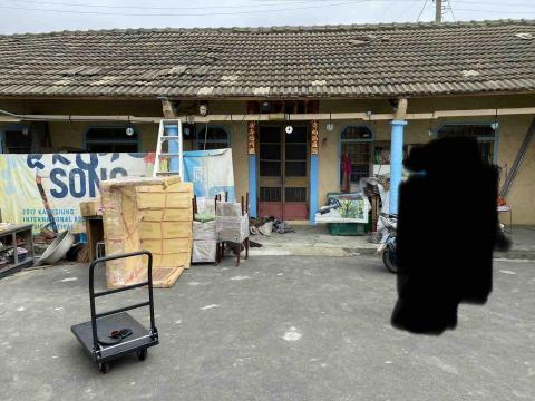 請上網打關鍵字  極遞聯合運輸中心  點FB+賴聯繫 - 桃園-嘉義