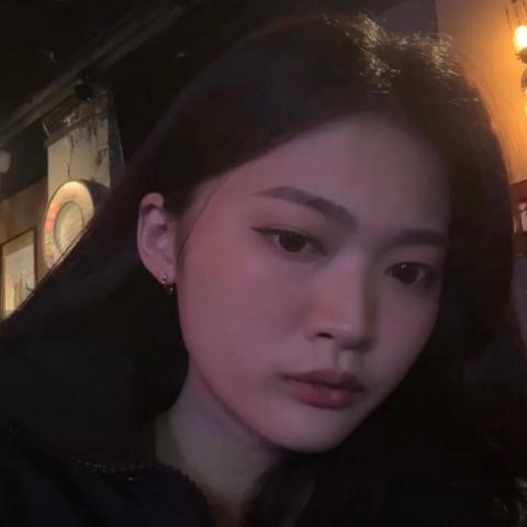 提供2143網拍服務的專家嚴子嵐