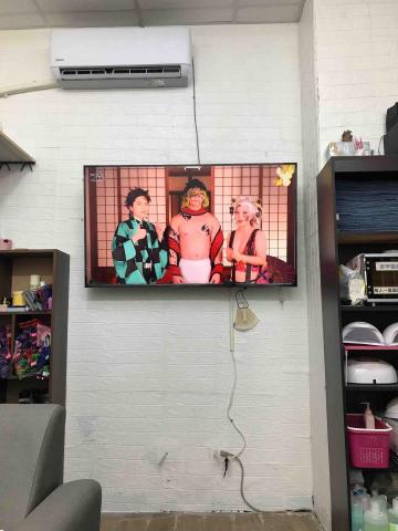 湧富冷氣電器工程行 - 55寸手臂拉伸壁掛安裝