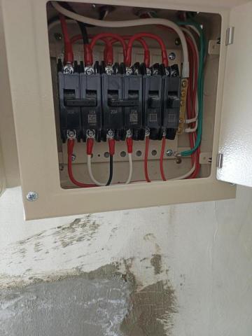 豪威工程團隊 - 套房開關箱