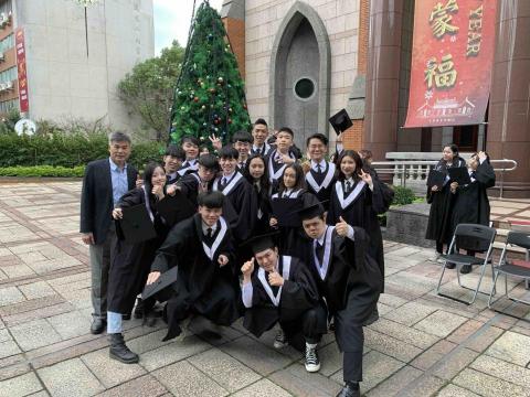 詹聖馗 - 畢業照