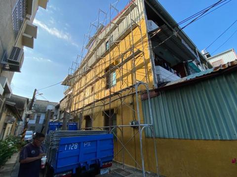 誠祐鷹架工程行 - 房屋外牆油漆-施工架搭設