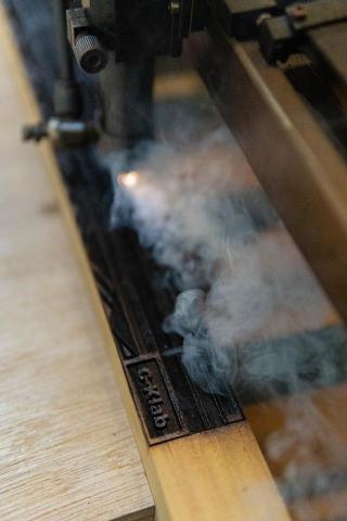 C-Klab 支亞干實驗室 - 雷射雕刻繪製及製作