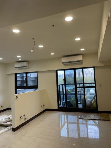 （霸洲企業）（頑強工作室） - 輕裝潢，冷氣盒裝潢?