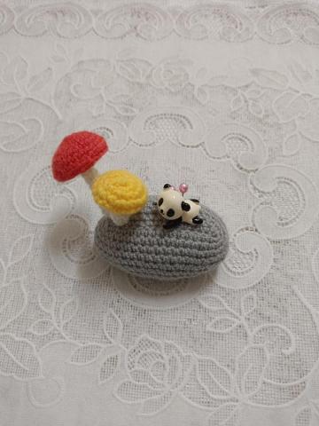 蝶花居(Louisa) - 蘑菇貓熊針插 蝶花居(Louisa) - 蘑菇貓熊針插