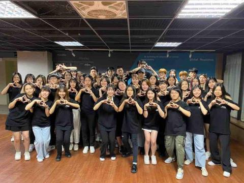 余梓寧 - 師大企管營